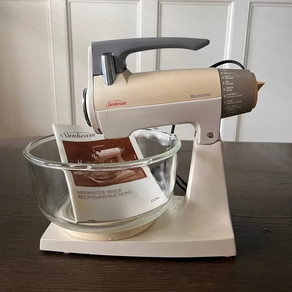 Sunbeam Mixmaster Stand Mixer Vintage Cream Grey with Glass Bowl and Manual